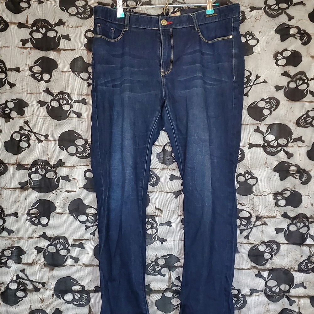 HAND SEWN FERRI JEANS